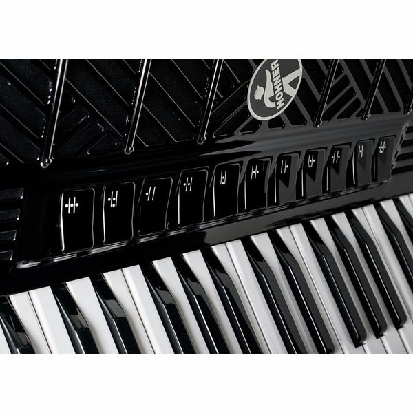 Hohner Mattia IV 96 BK white Buttons