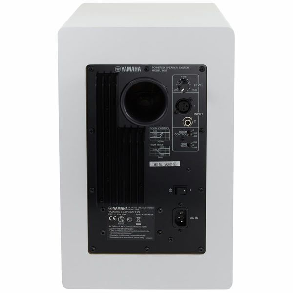 Yamaha HS 8 W Bundle