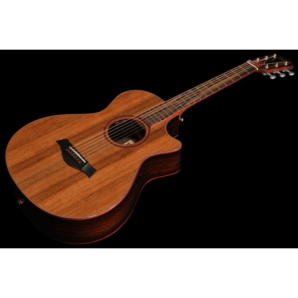 Taylor Custom #25: Le Rouge