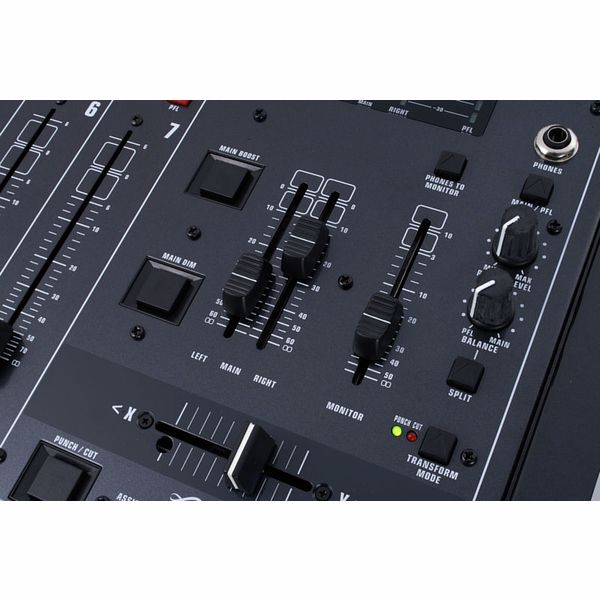 Behringer DX2000USB