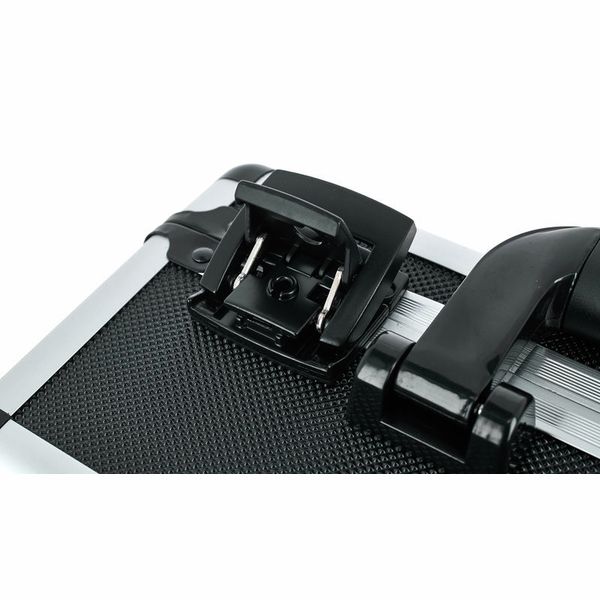 the t.mix xmix 802 USB Case Bundle