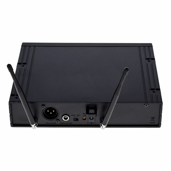 the t.bone TWS/AKG C555 600 MHz Set