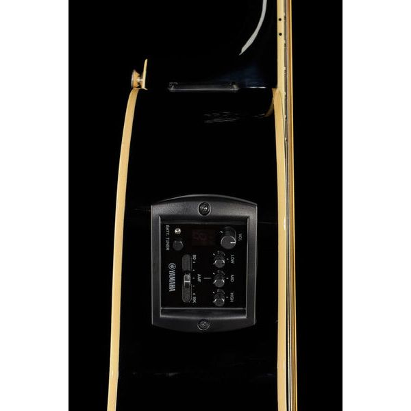 Yamaha CPX 600 Black