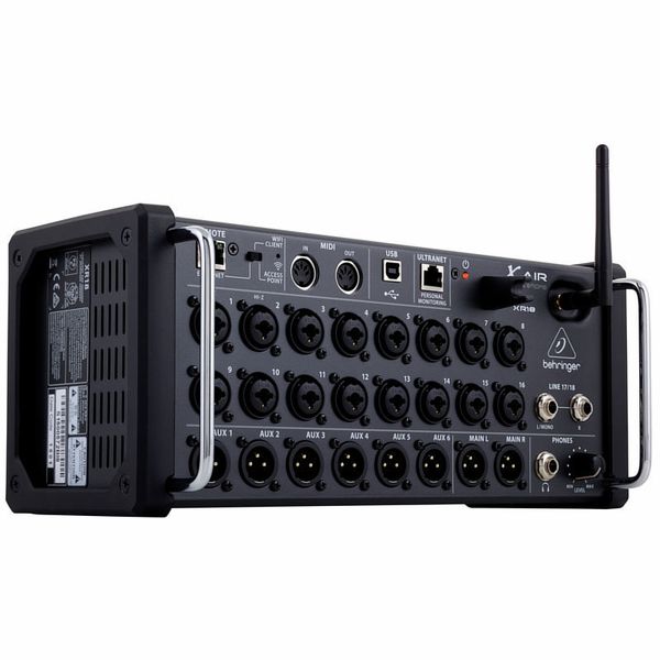 Behringer X Air XR18 Thon Case Bundle
