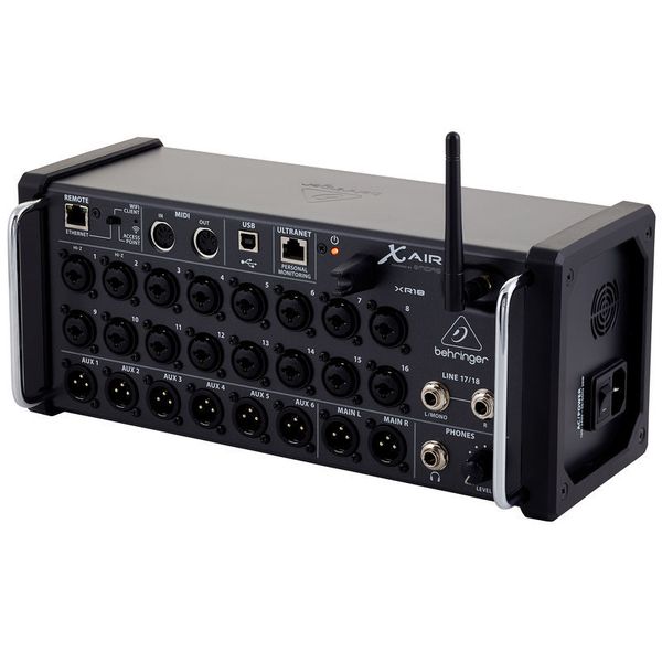 Behringer X Air XR18 DSP 112 Bundle