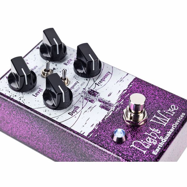 EarthQuaker Devices Night Wire V2 Harmonic Tremolo