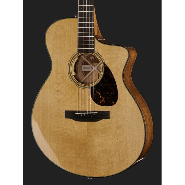 Martin Guitar SC-18E