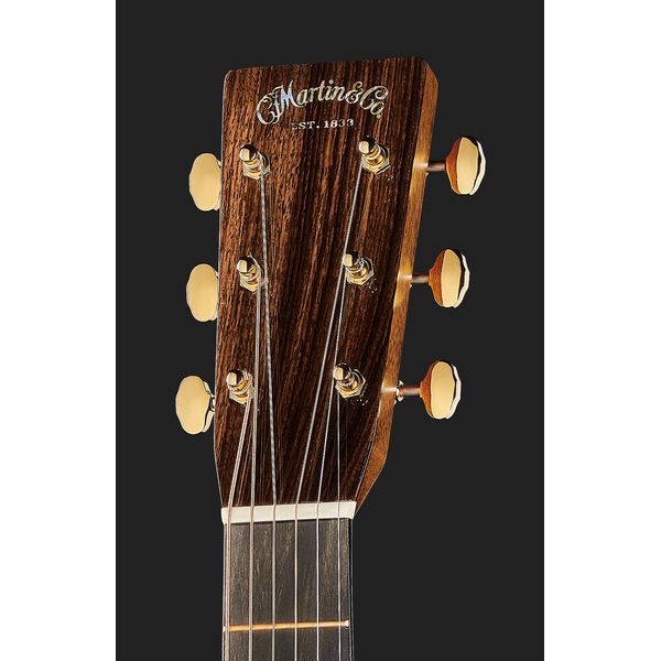 Martin Guitar 000-28E Modern Deluxe