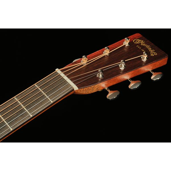 Martin Guitar OM28E LRB