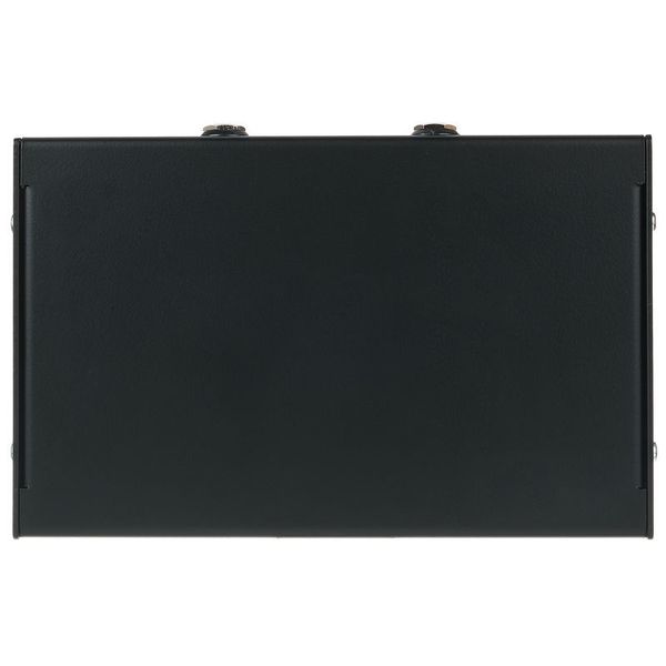 Collision Devices Black Hole Symmetry