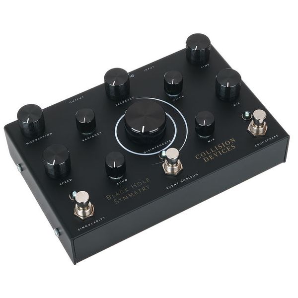 Collision Devices Black Hole Symmetry