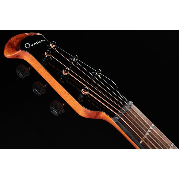 Ovation Ultra 1526VRM-G Vampira Red