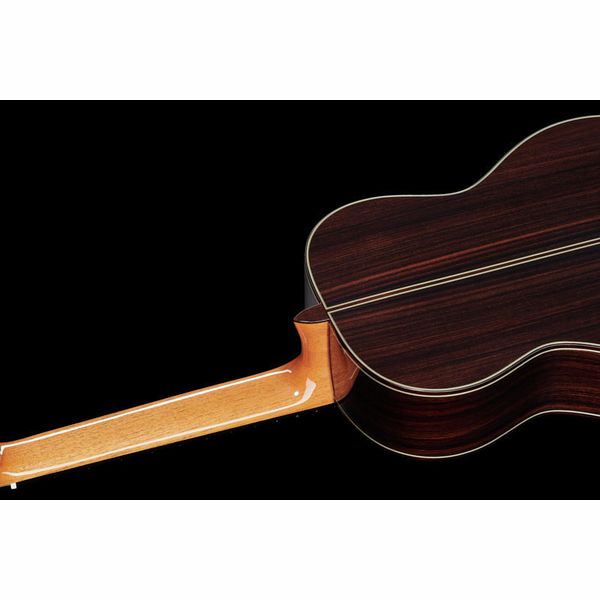 Alhambra 11 P w/Case