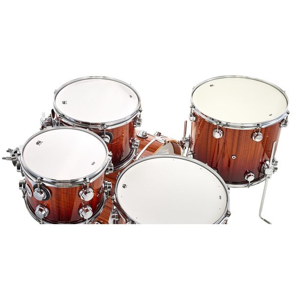 DW Exotic Rich Red over Etimoe MM