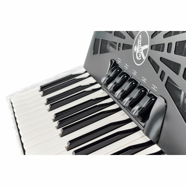 Hohner Bravo III 72 White silent key