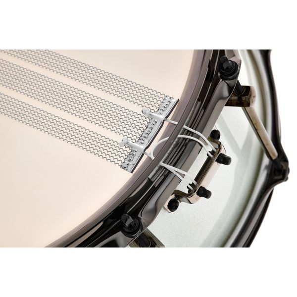 Noble & Cooley 14"x06" Classic Walnut White