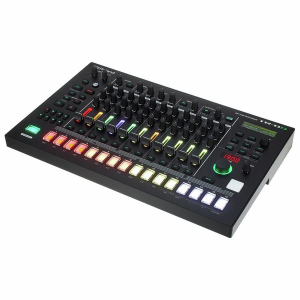 Roland TR-8S Bag Bundle