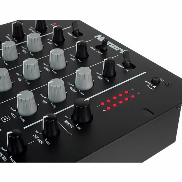 Numark M 4 Black