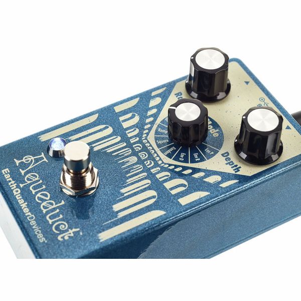 EarthQuaker Devices Aqueduct - Vibrato