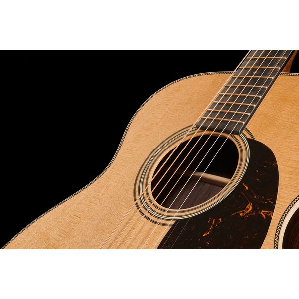 Martin Guitar 000-28 Modern Deluxe