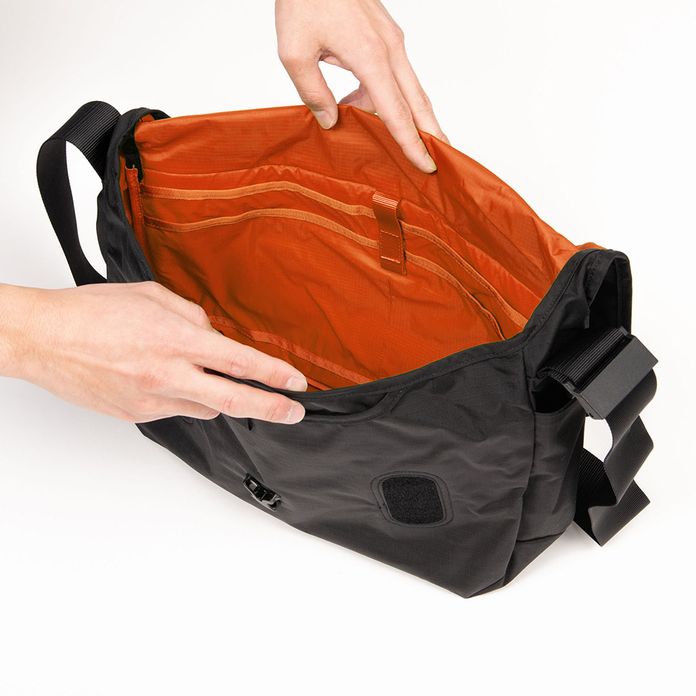 ベルニナフラップショルダー L