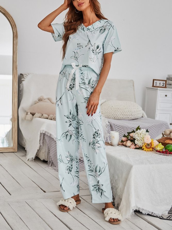 Elegant Loose Floral Pajama Set