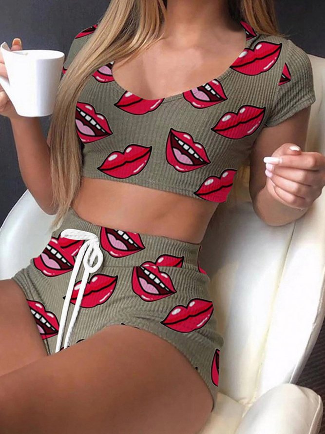 Mouth Crew Neck Regular Fit Regular Sleeve Casual Pajama Set