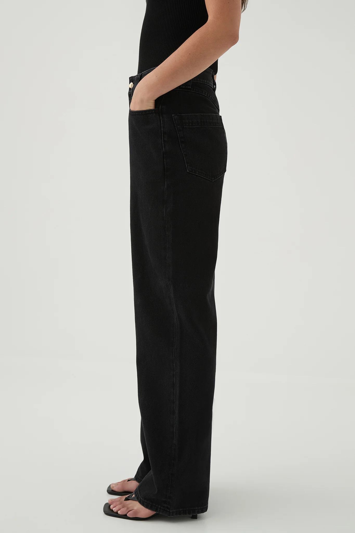 Bon Straight Leg Jean
