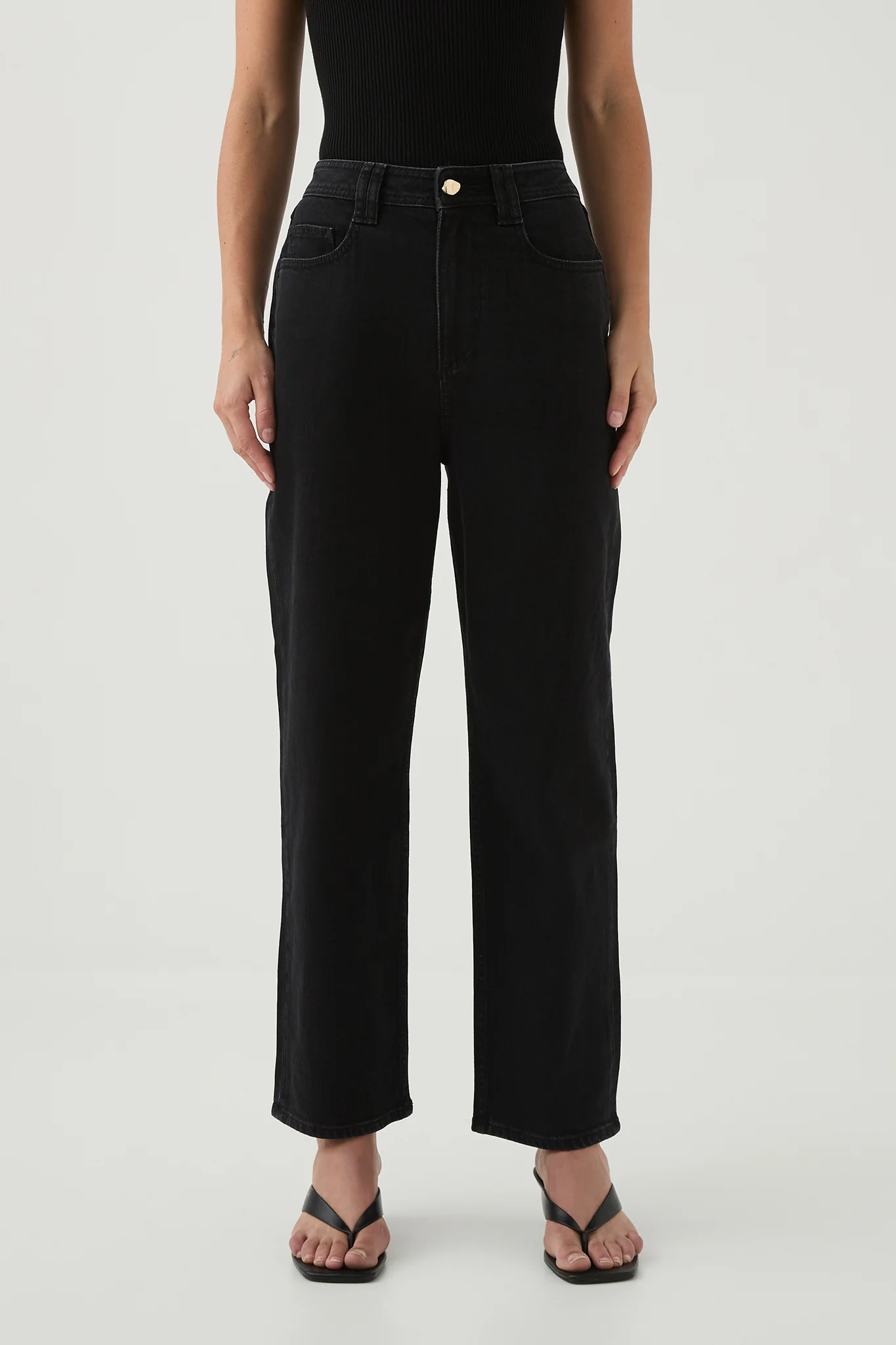 Billie Straight Ankle Jean
