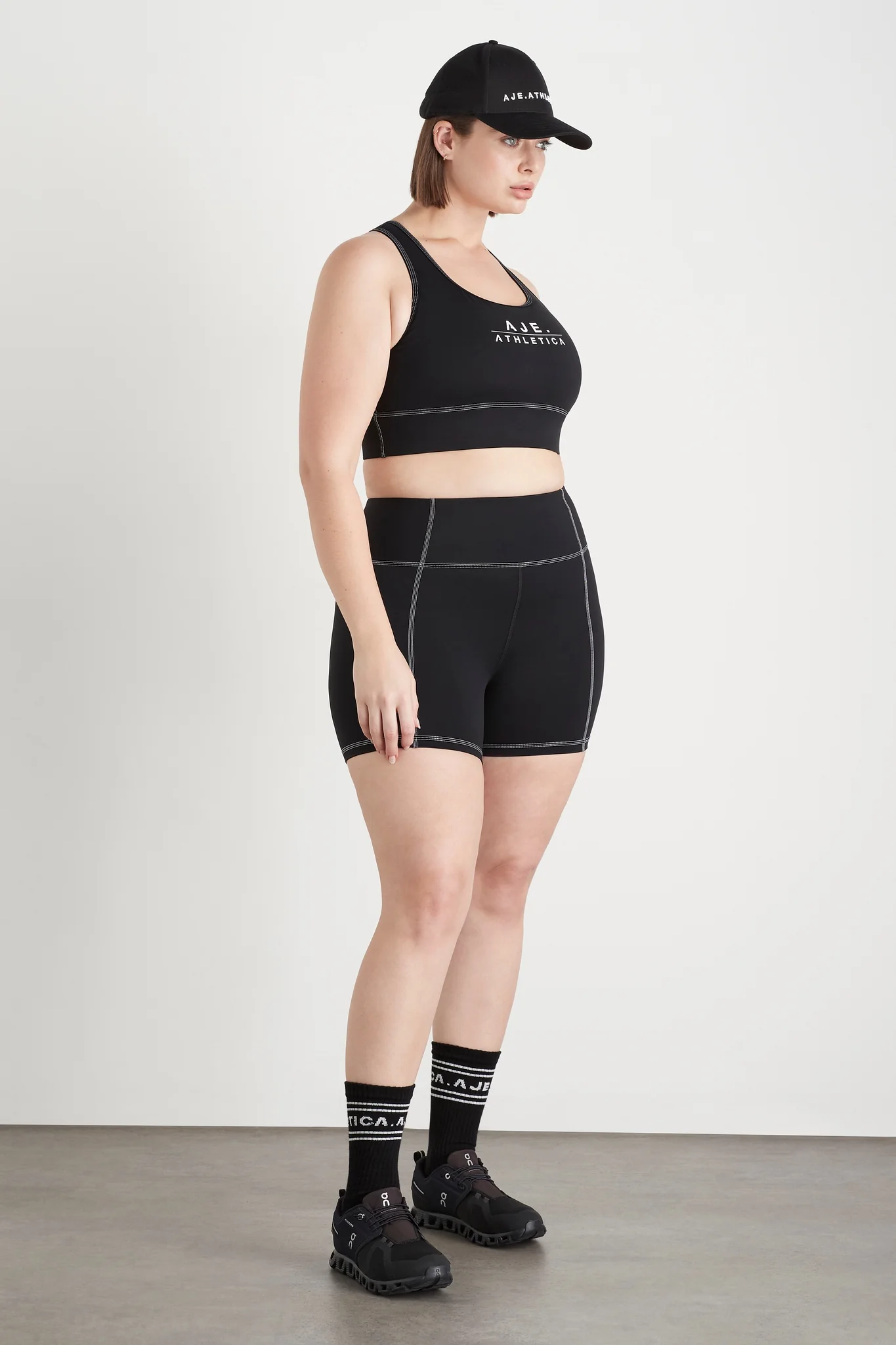 Classic Logo Short Bike Shorts 605