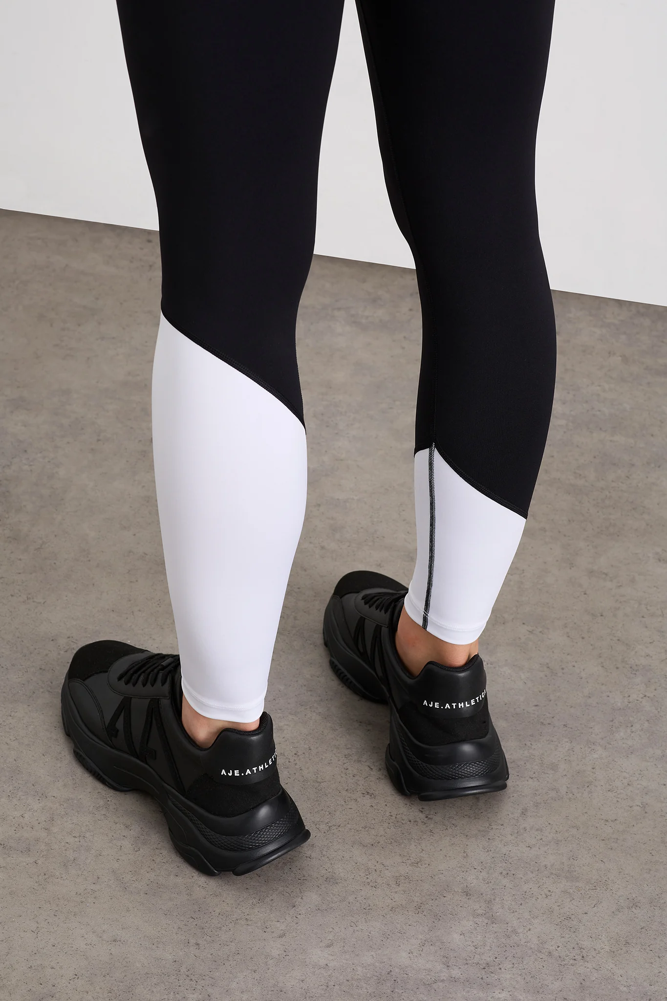 Curved Panel Full Length Legging 226
