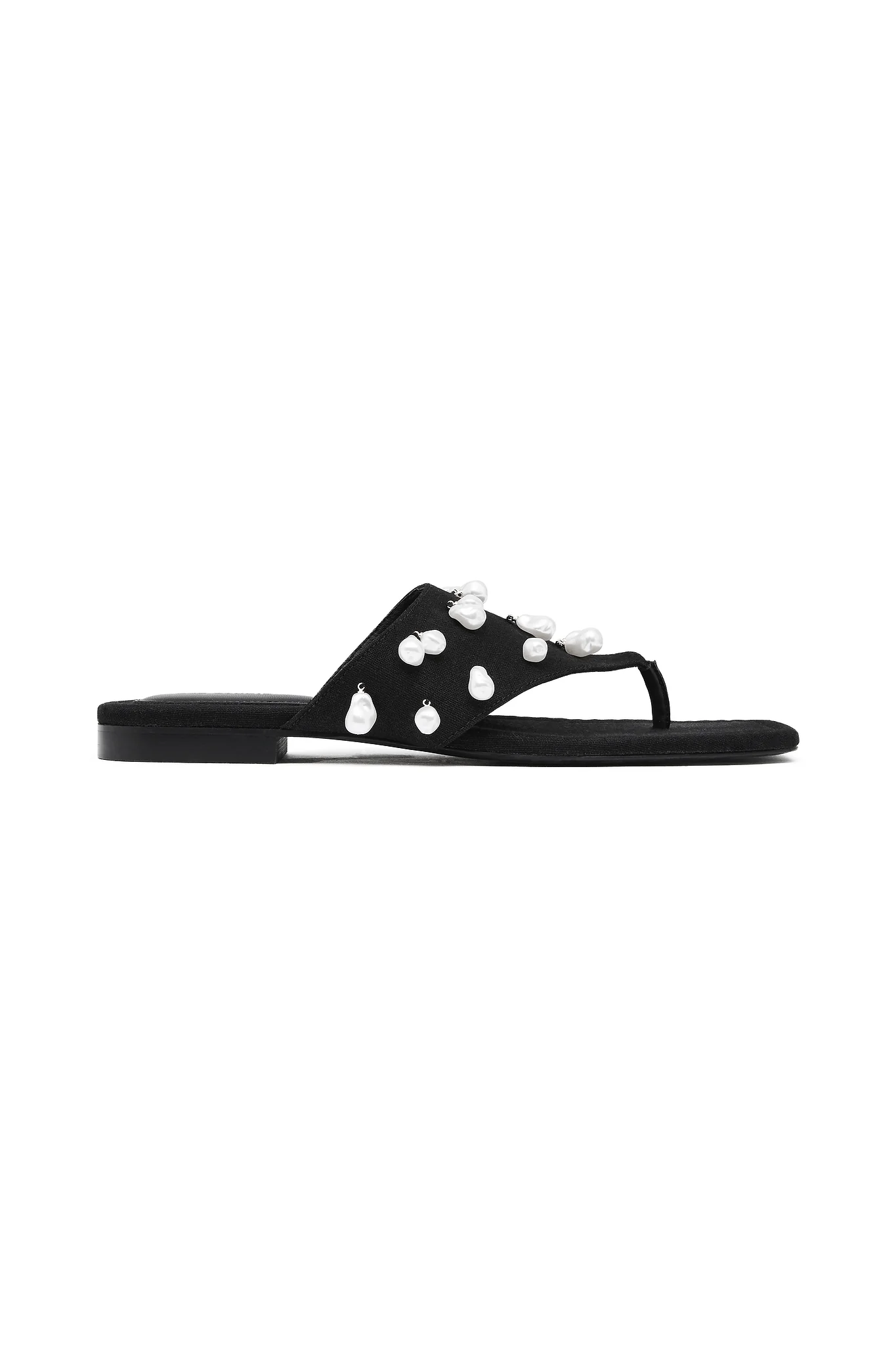 Pera Flat Sandal