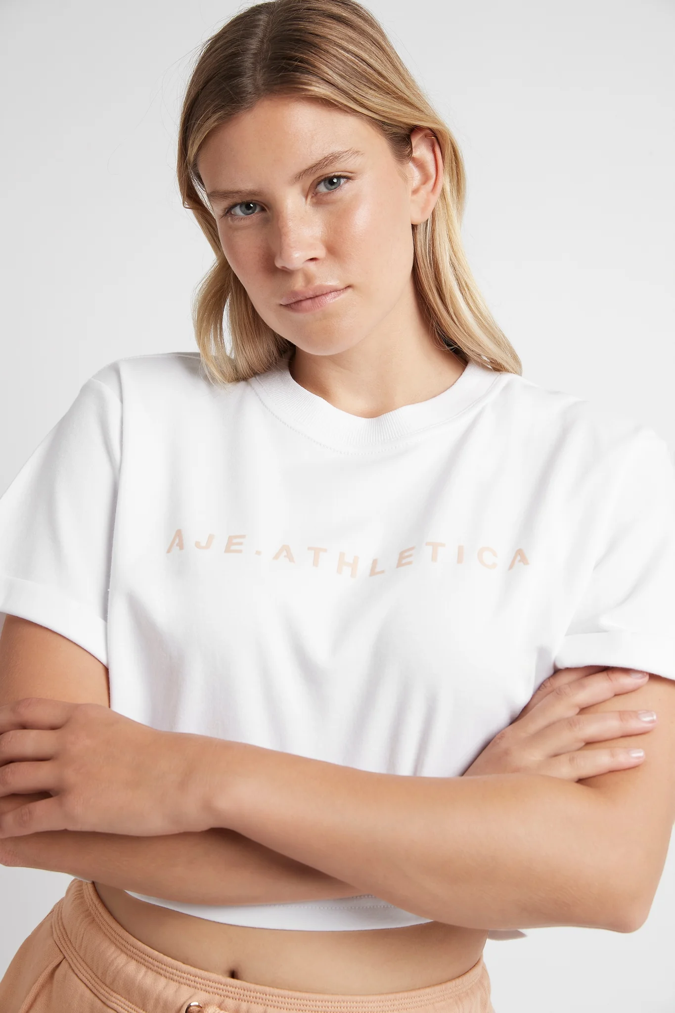 Cropped Signature Logo T-Shirt 104