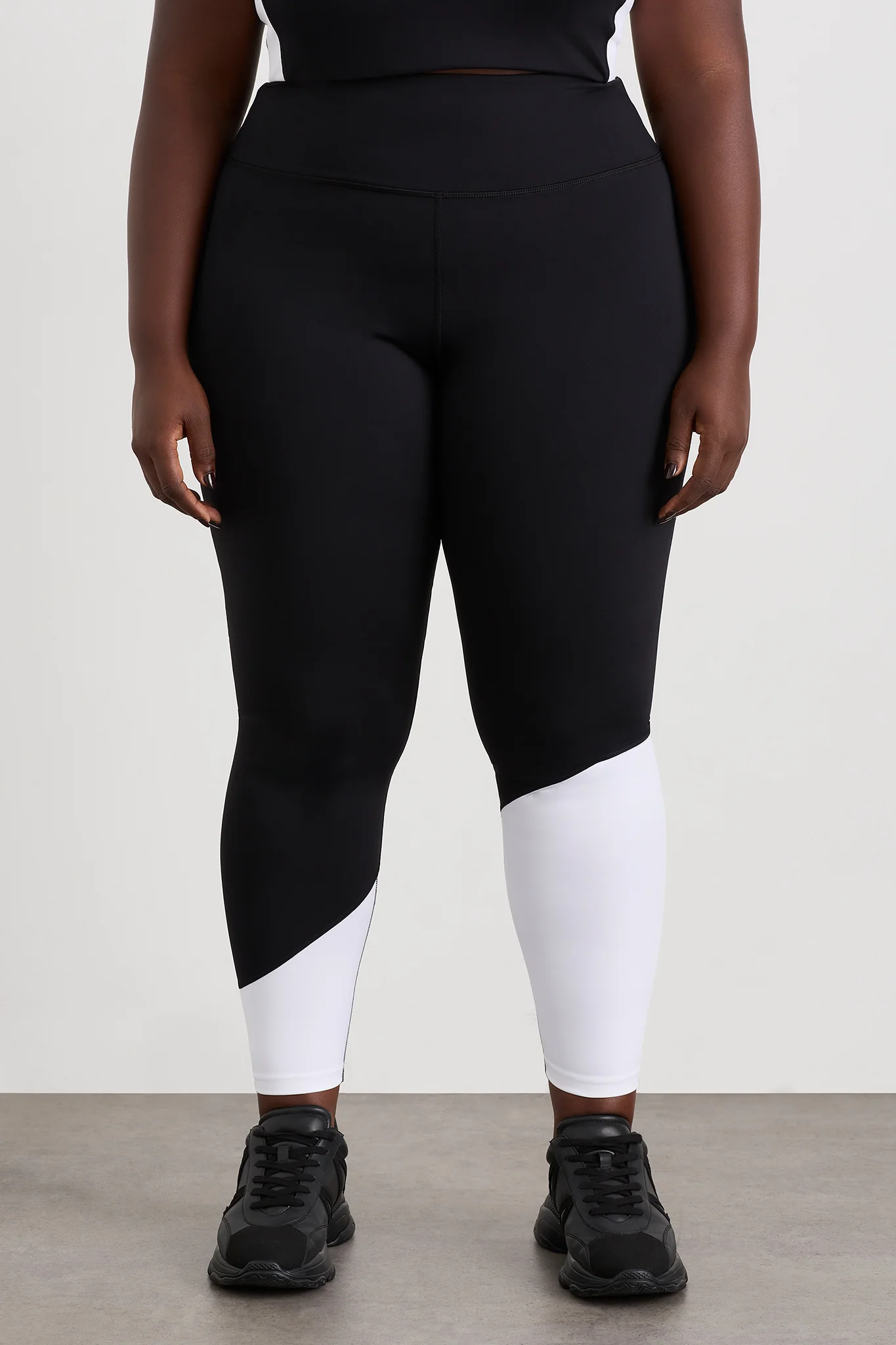 Curved Panel Full Length Legging 226