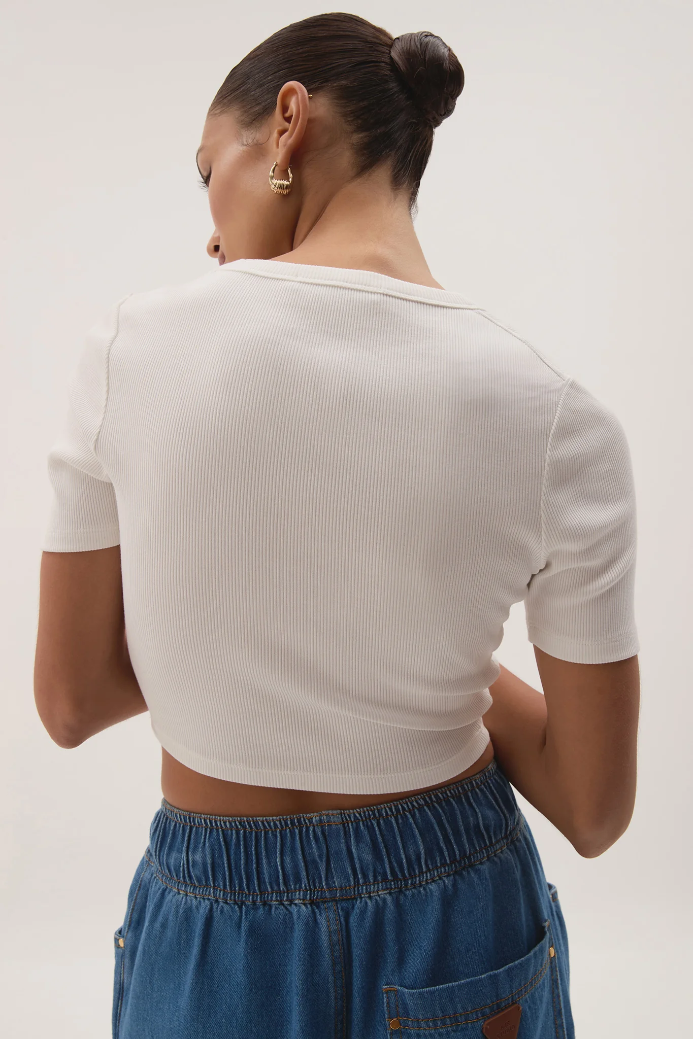 Cowrie Cropped Tee