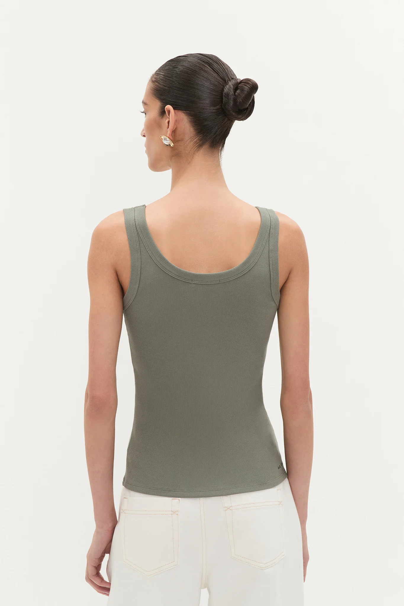 Cowrie Scoop Tank
