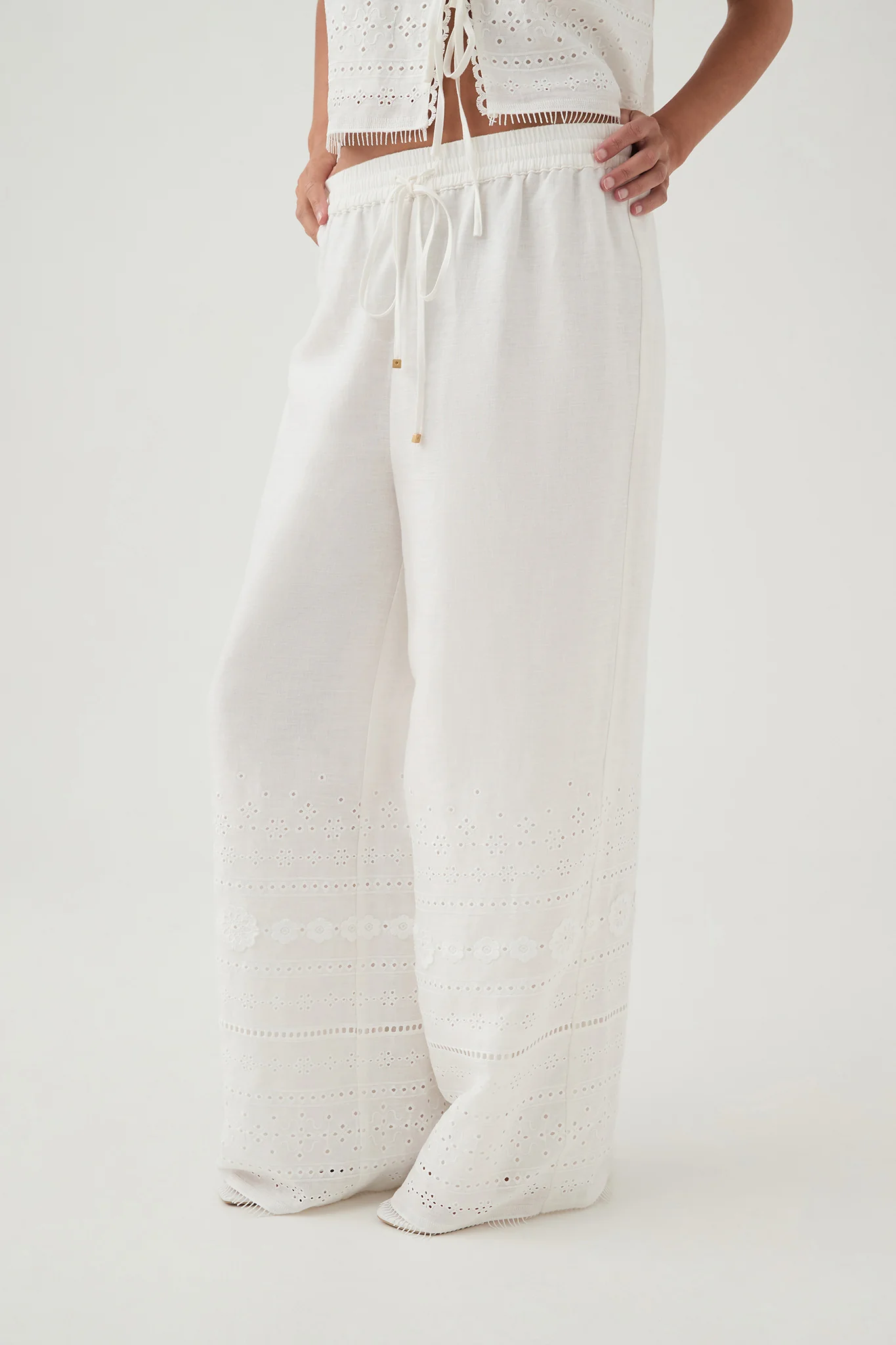 Cloud Embroidered Pant