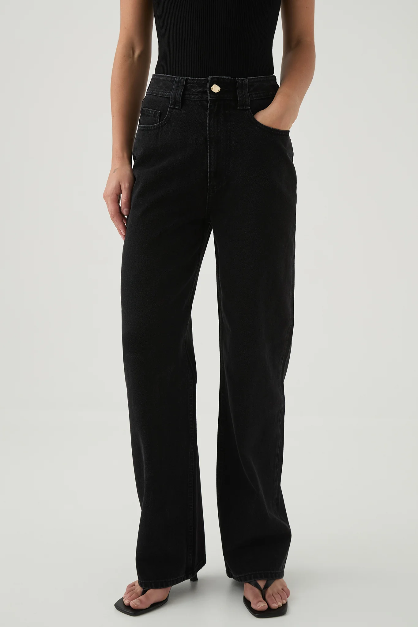Bon Straight Leg Jean