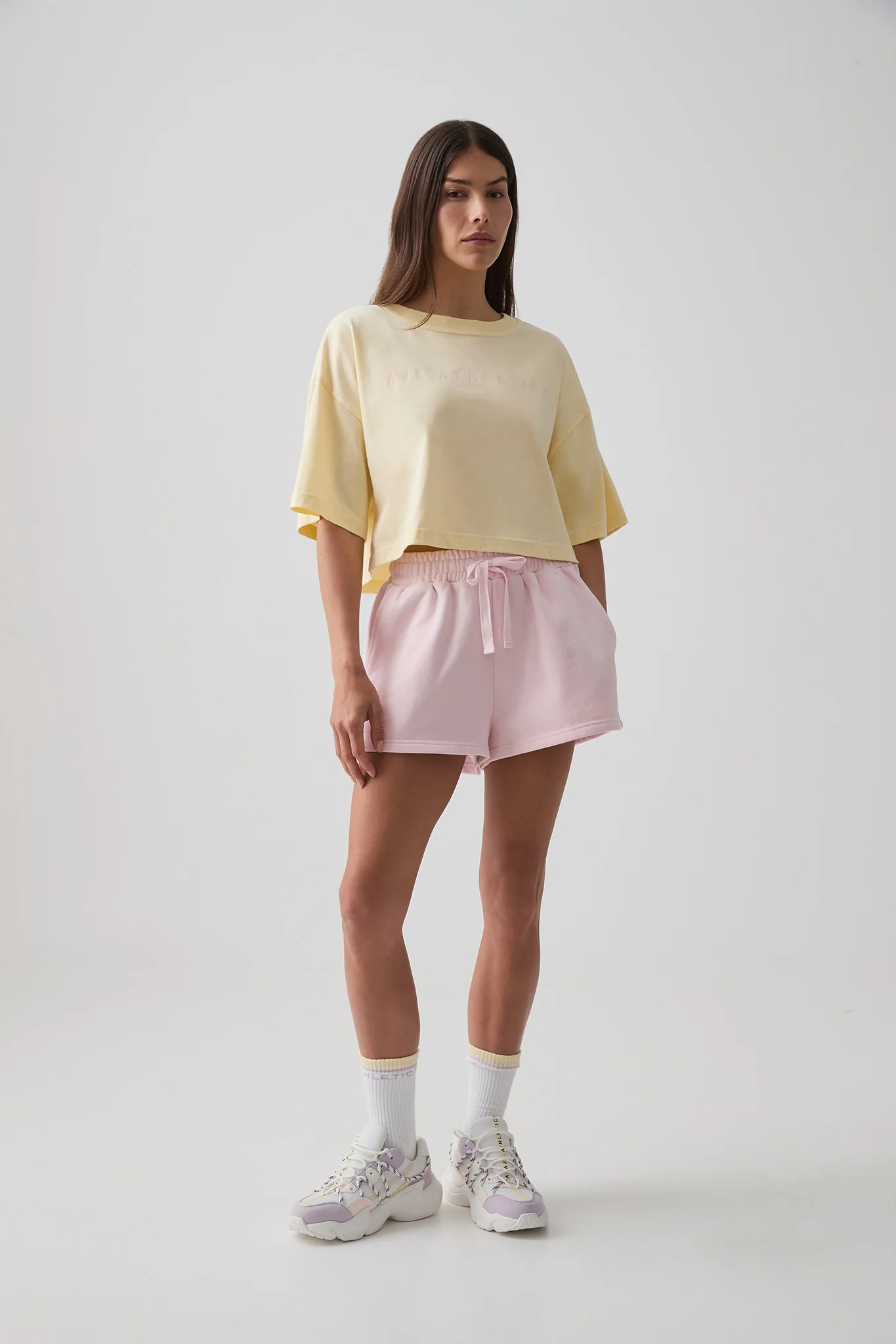 Cropped Logo Tee 105