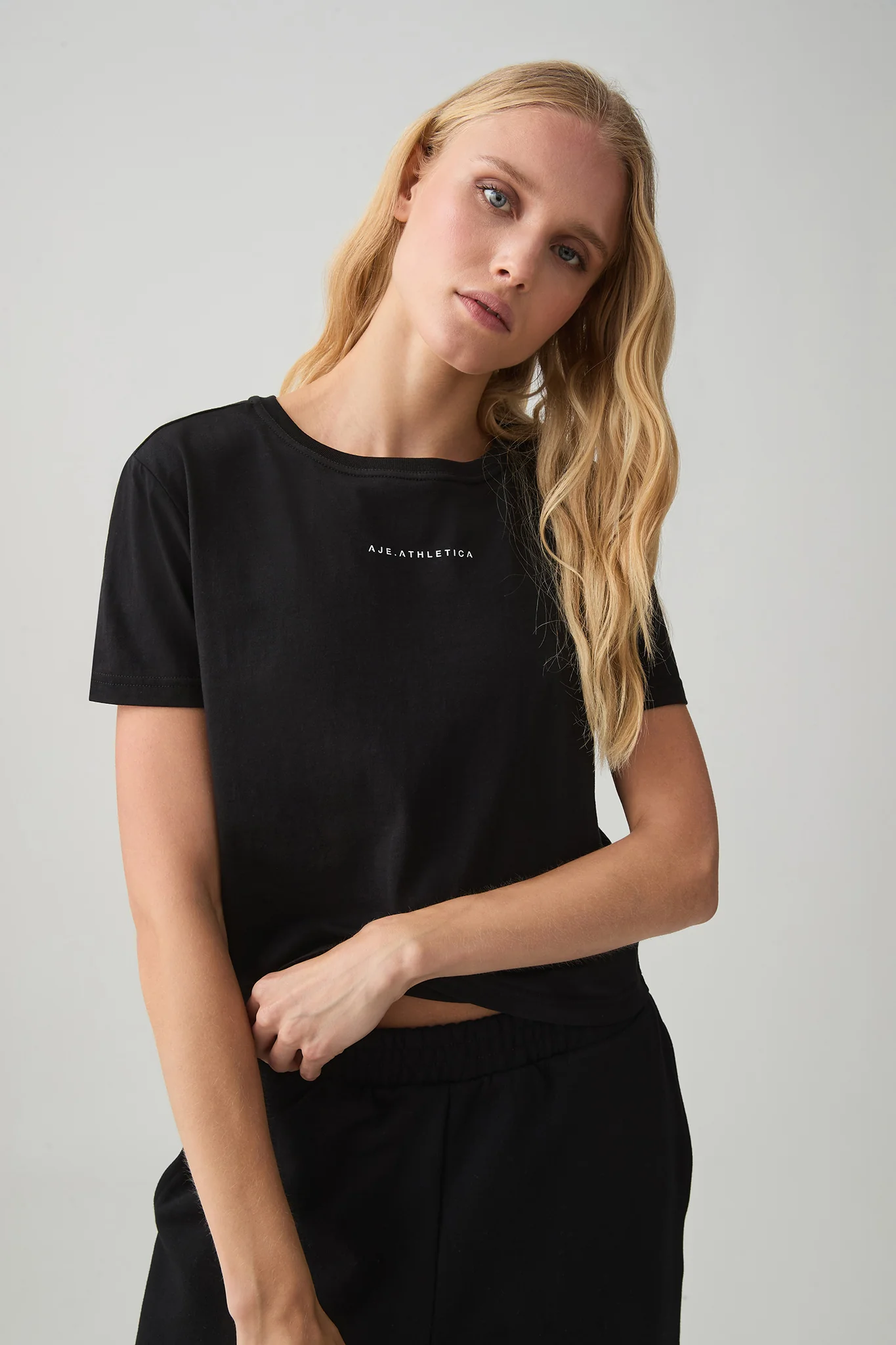 Lightweight Classic Tee 106