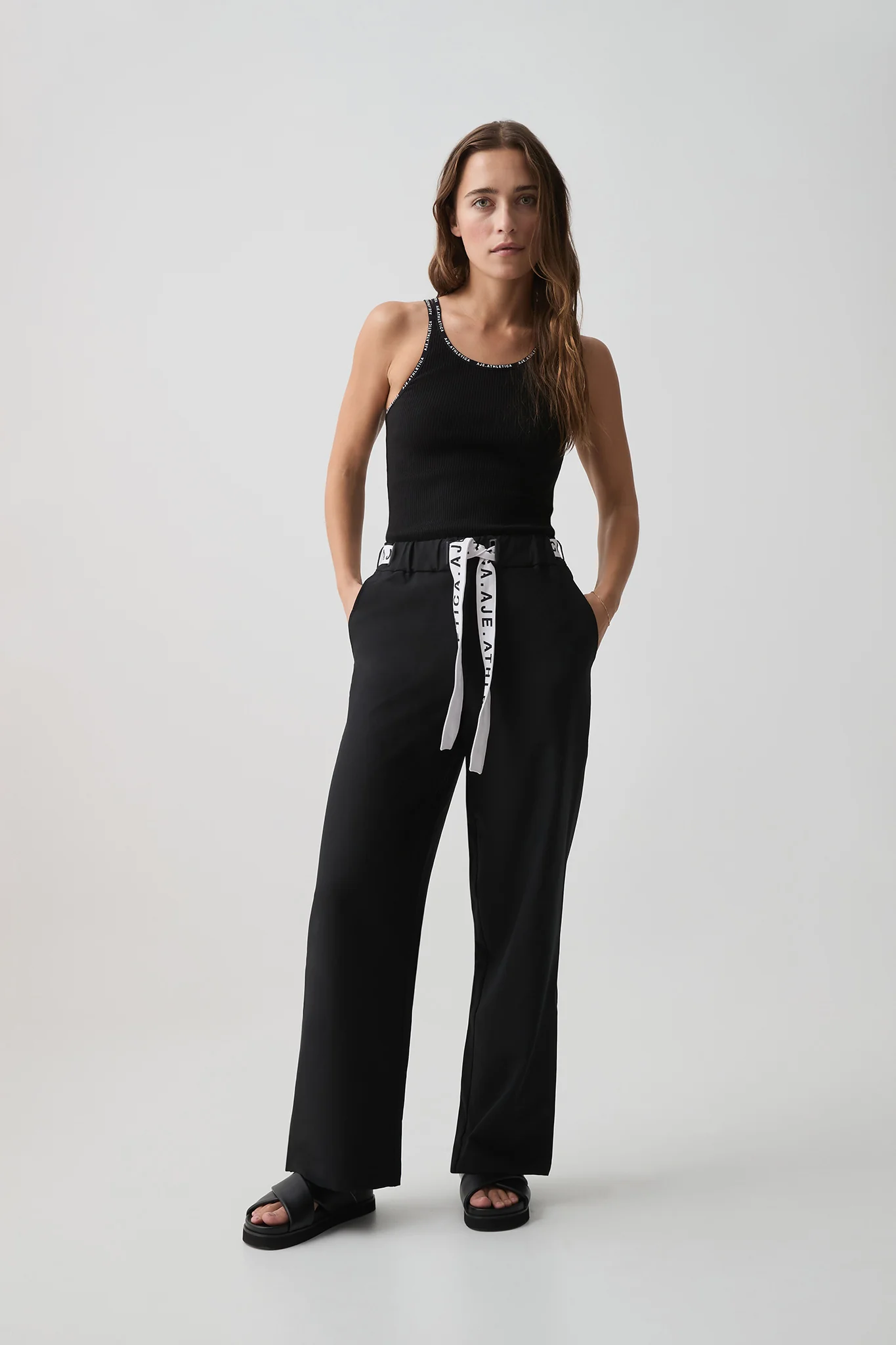 Logo Belted Pant 512