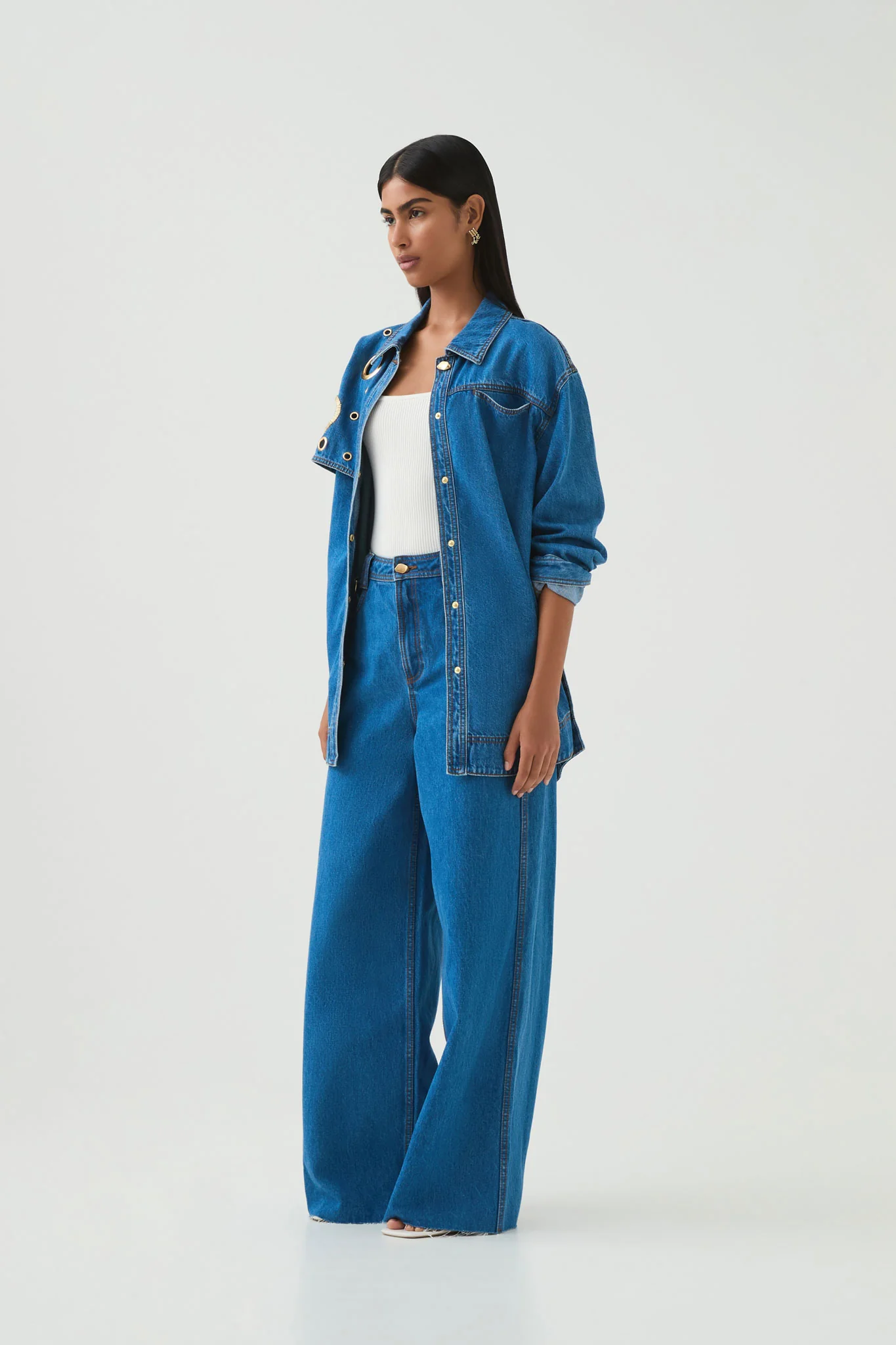 Outline Denim Jeans