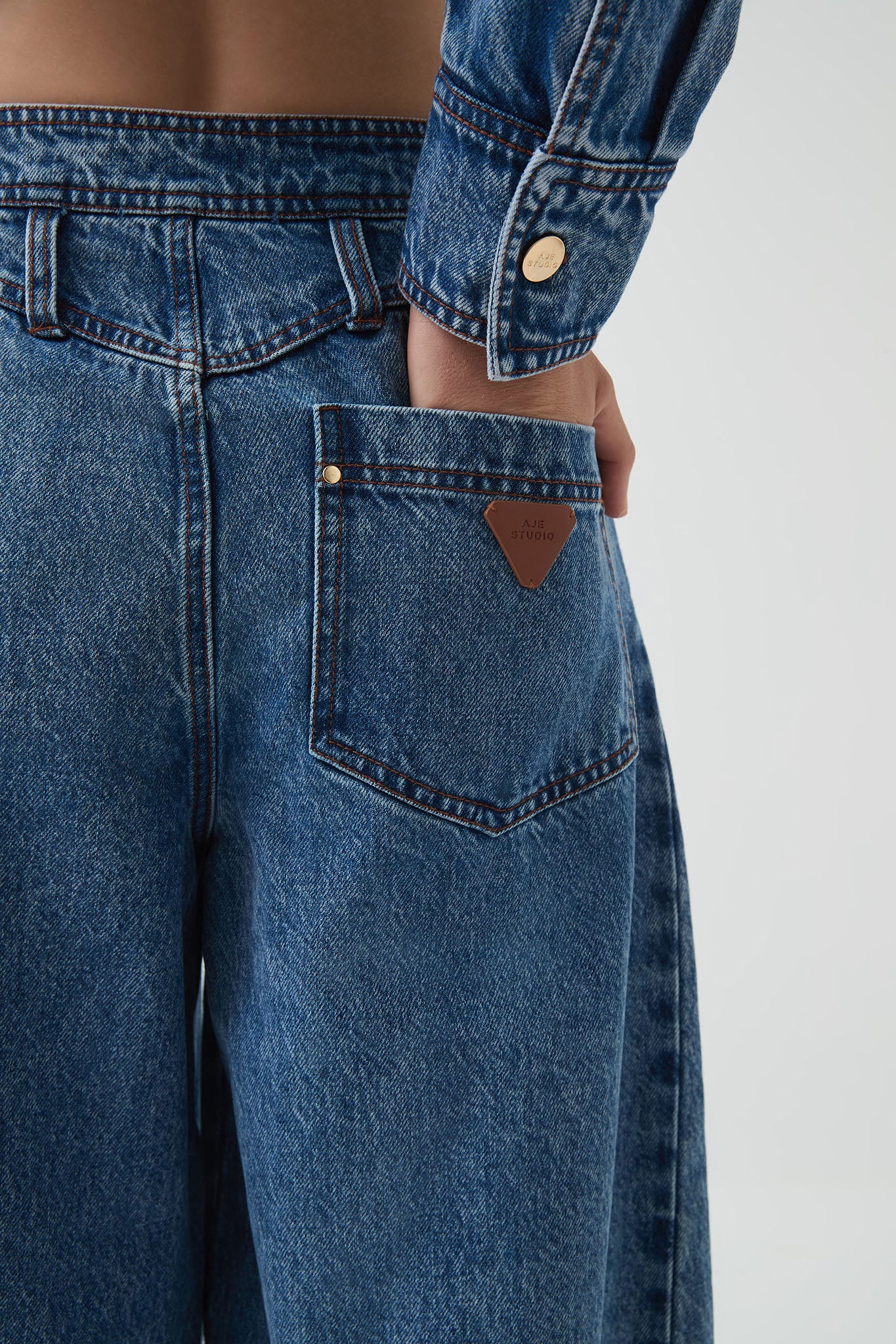 Blues Denim Barrel Jeans