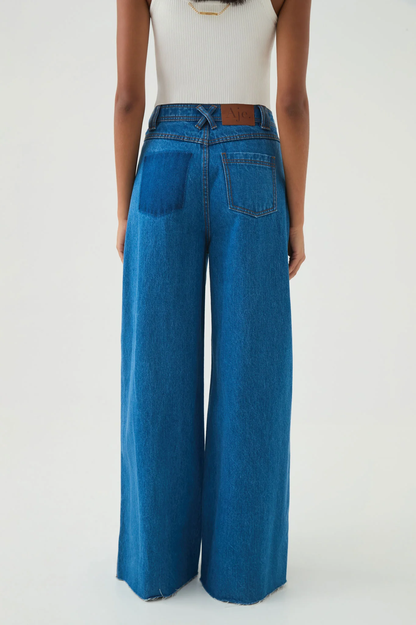 Outline Denim Jeans