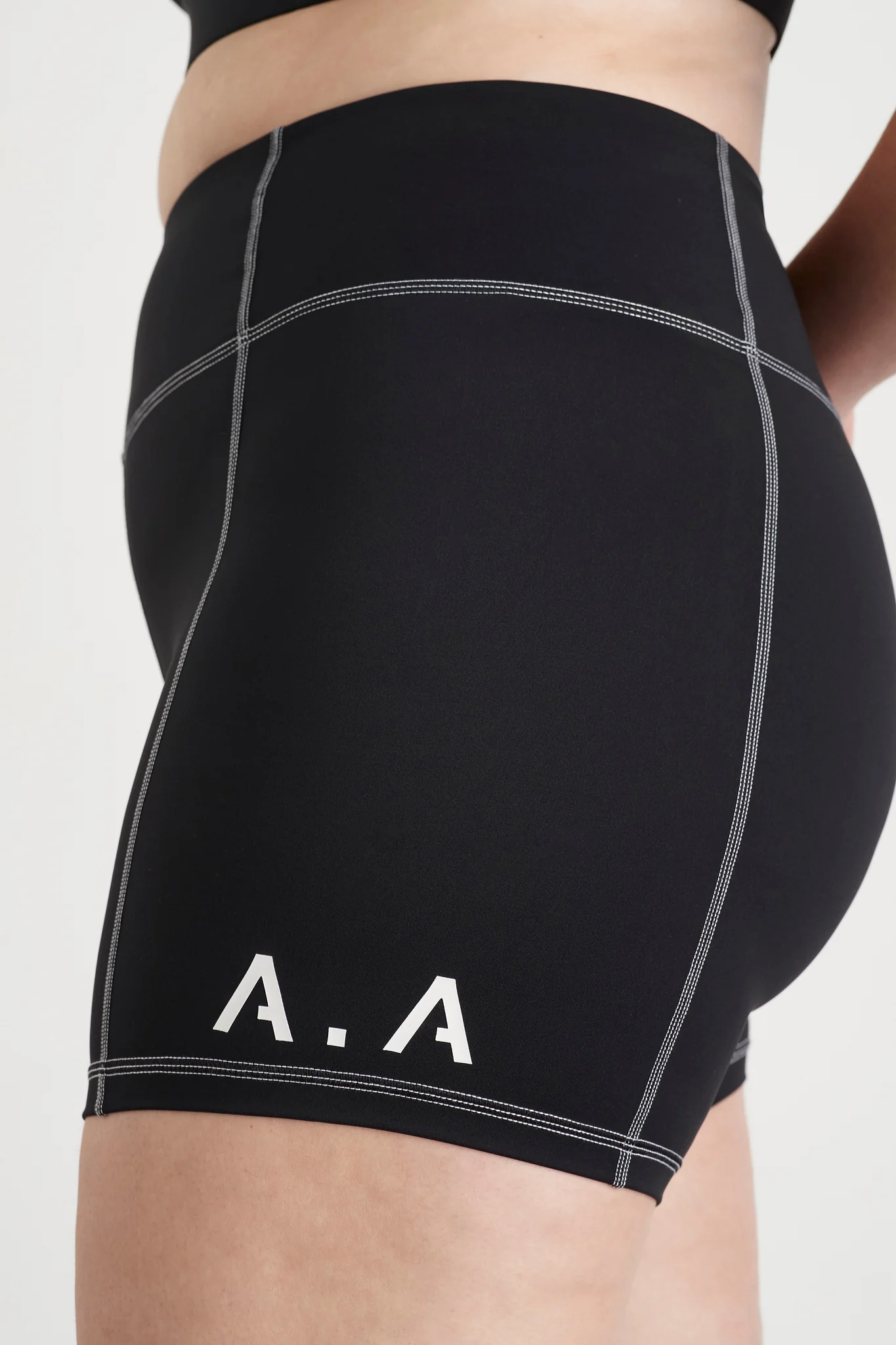 Classic Logo Short Bike Shorts 605