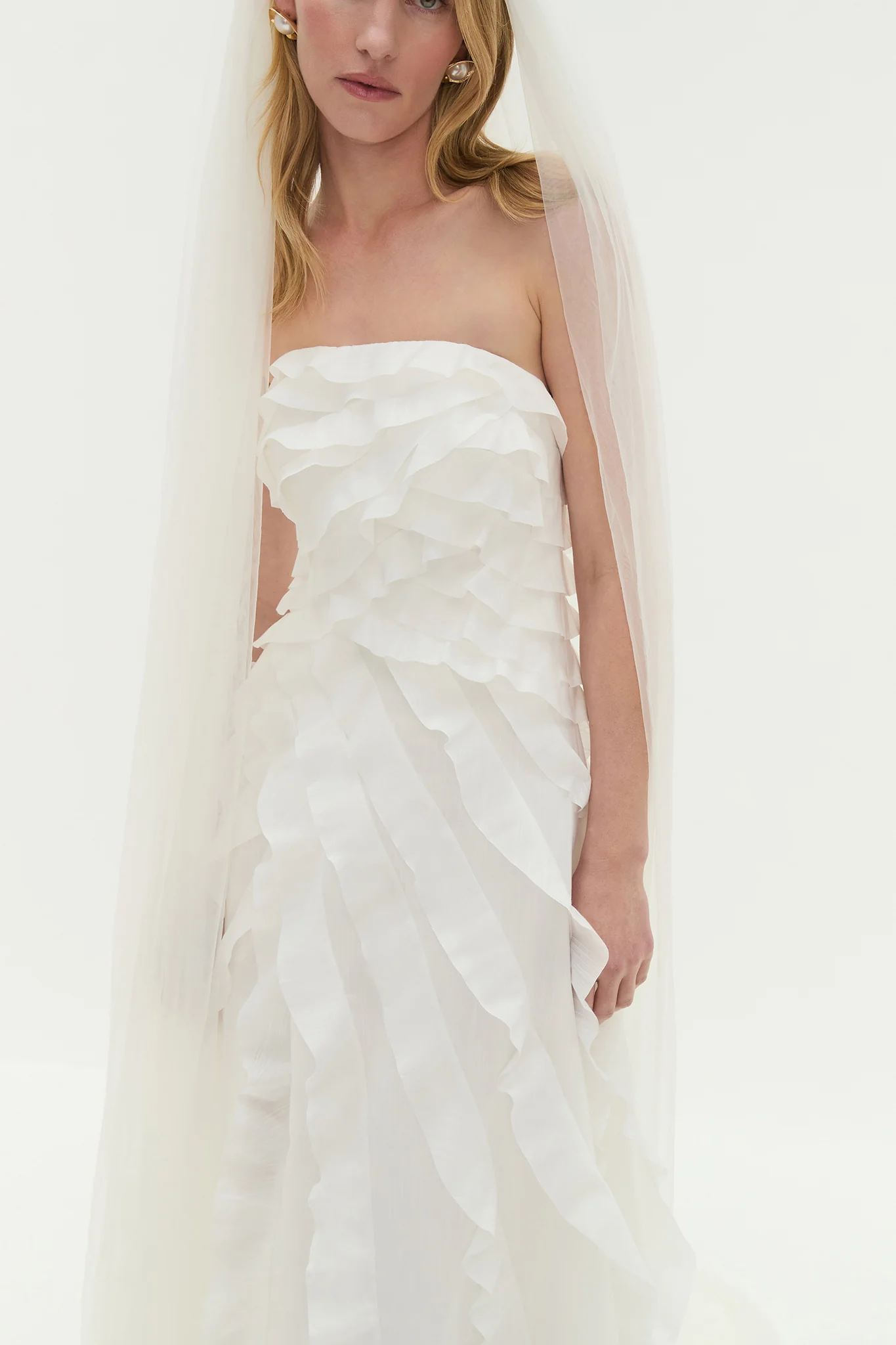 Allairie Gown