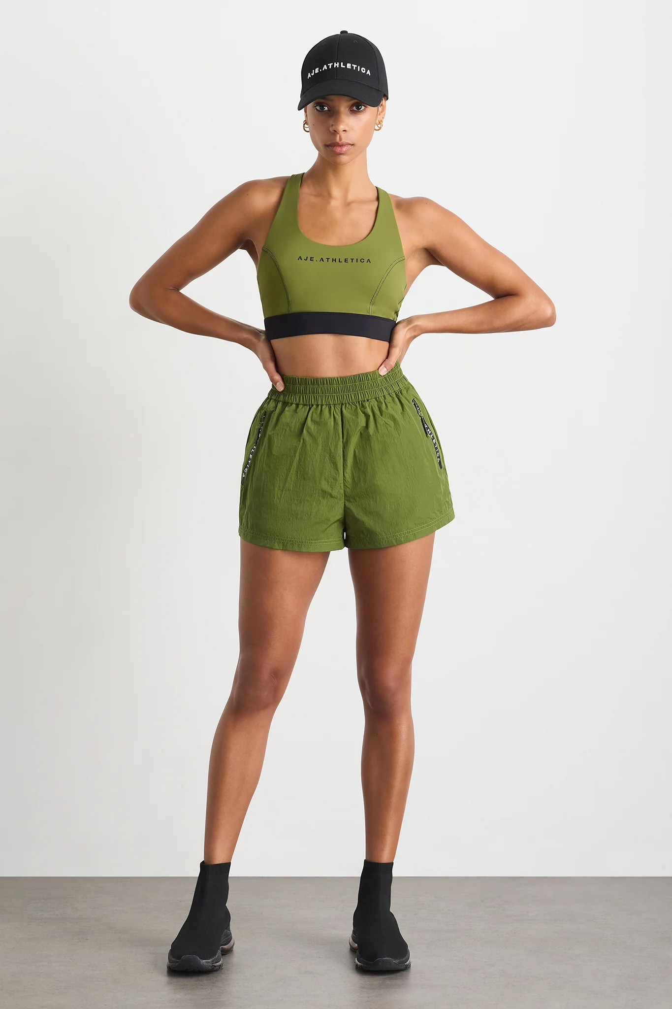Spray Short 620