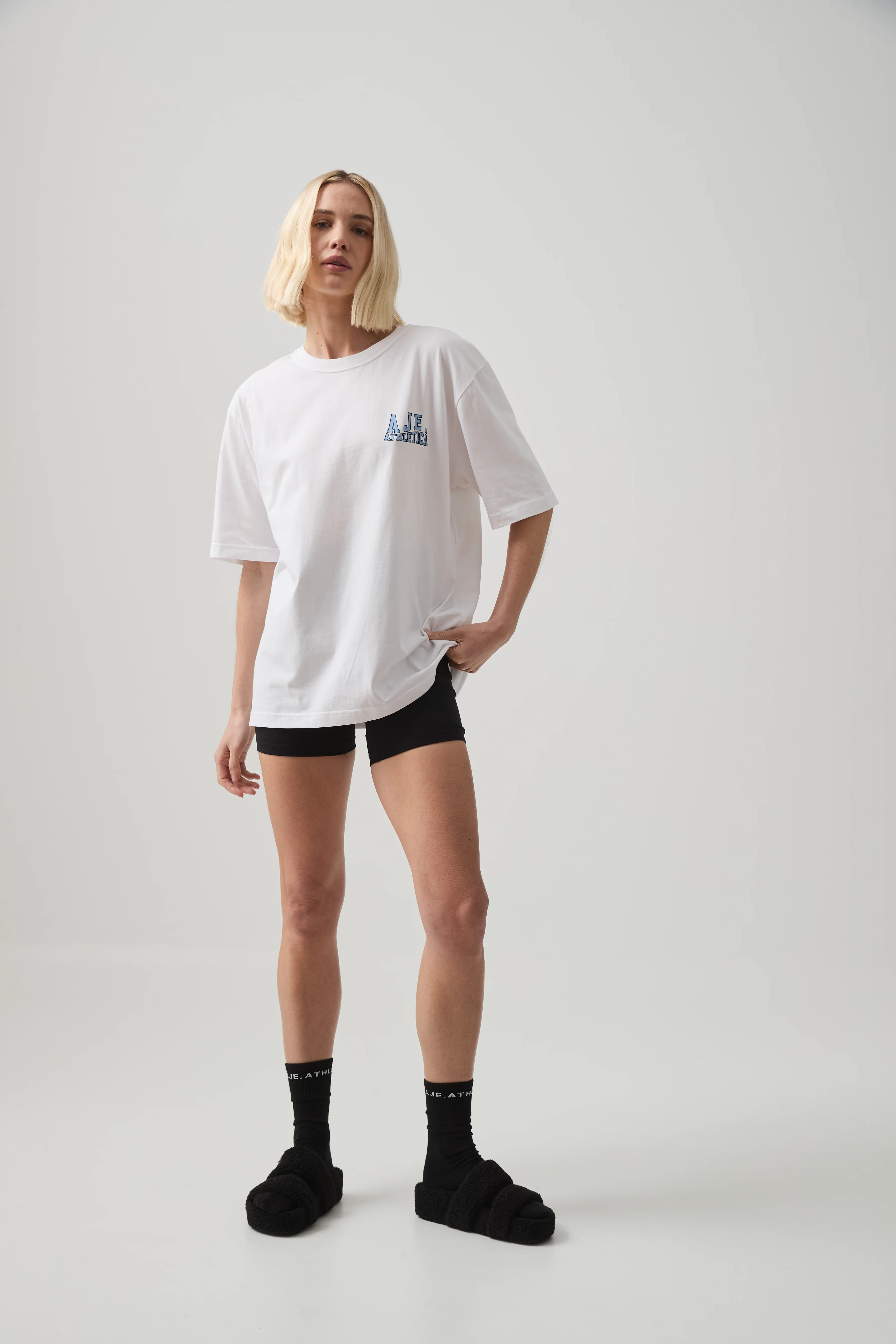 Small Logo Tee 102