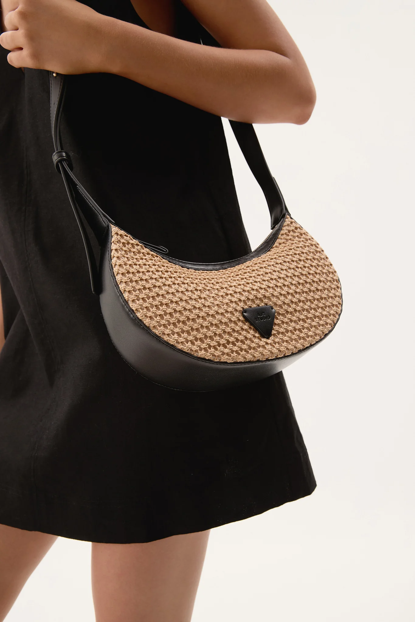 Tide Woven Crossbody