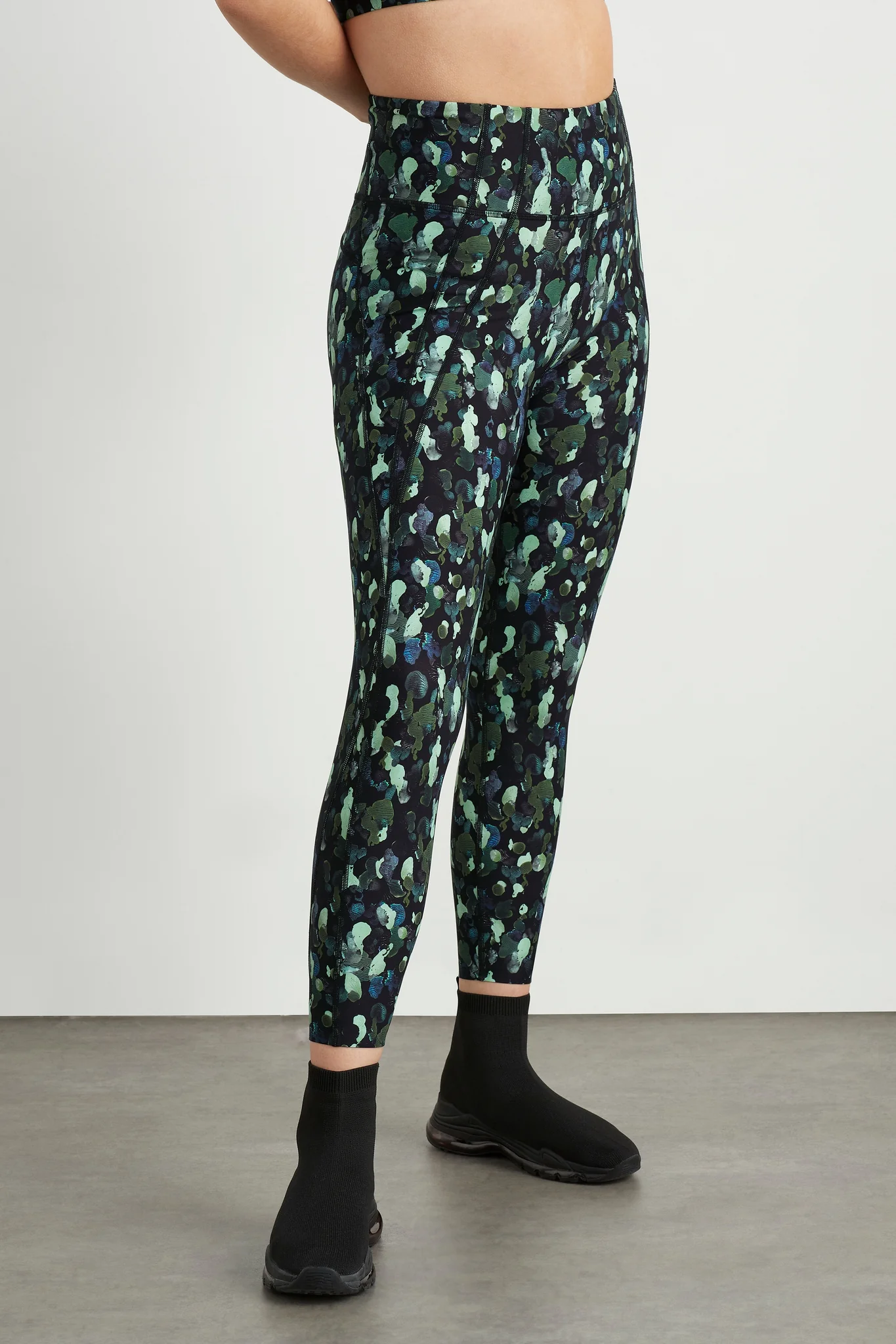 High Rise Contrast 7/8 Legging 210
